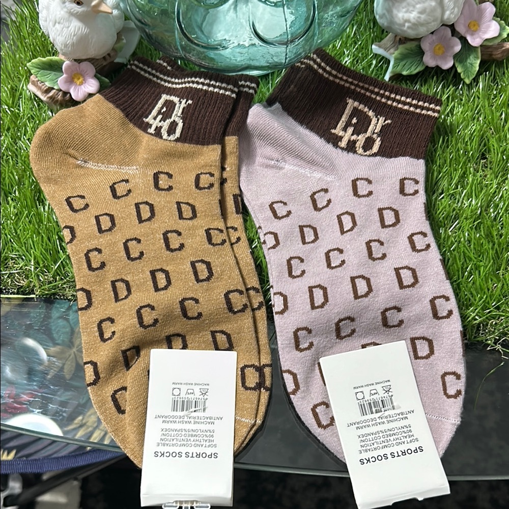 Bundle Cream and Brown Crew-Length Hosiery with Pattern